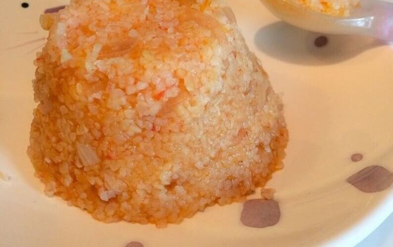 Domatesli Bulgur Pilavı Nasıl Yapılır? Kolay Domatesli Bulgur Pilavı Tarifi