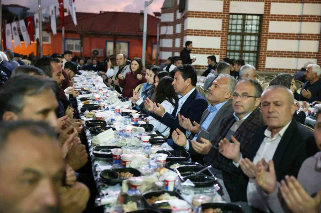Kavaklıdere İftar Yemekleri: Ramazan’da Birlik ve Beraberlik
